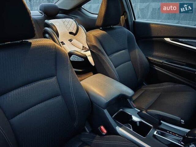 Сірий Хонда Аккорд, об'ємом двигуна 2.36 л та пробігом 160 тис. км за 9400 $, фото 9 на Automoto.ua