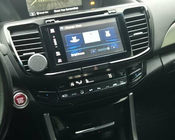 Серый Хонда Аккорд, объемом двигателя 2.36 л и пробегом 65 тыс. км за 13500 $, фото 20 на Automoto.ua