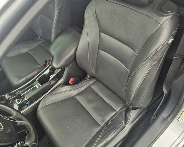 Серый Хонда Аккорд, объемом двигателя 2.36 л и пробегом 65 тыс. км за 13500 $, фото 15 на Automoto.ua