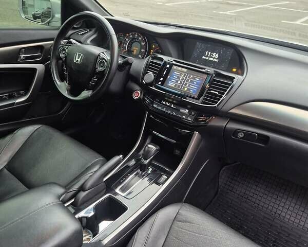 Серый Хонда Аккорд, объемом двигателя 2.36 л и пробегом 65 тыс. км за 13500 $, фото 12 на Automoto.ua