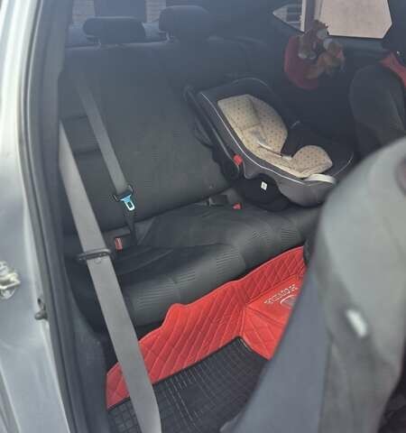 Серый Хонда Аккорд, объемом двигателя 2.4 л и пробегом 160 тыс. км за 13500 $, фото 10 на Automoto.ua