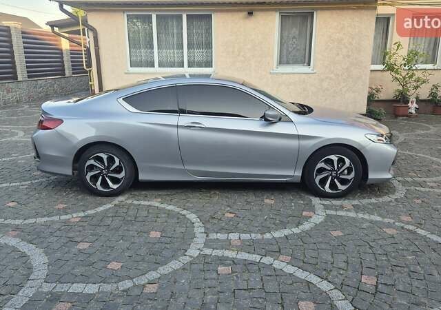 Серый Хонда Аккорд, объемом двигателя 2.4 л и пробегом 160 тыс. км за 13500 $, фото 4 на Automoto.ua