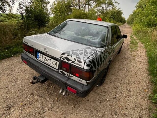 Серый Хонда Аккорд, объемом двигателя 2 л и пробегом 280 тыс. км за 1000 $, фото 3 на Automoto.ua