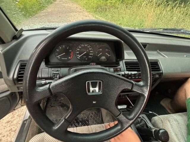 Серый Хонда Аккорд, объемом двигателя 2 л и пробегом 280 тыс. км за 1000 $, фото 5 на Automoto.ua