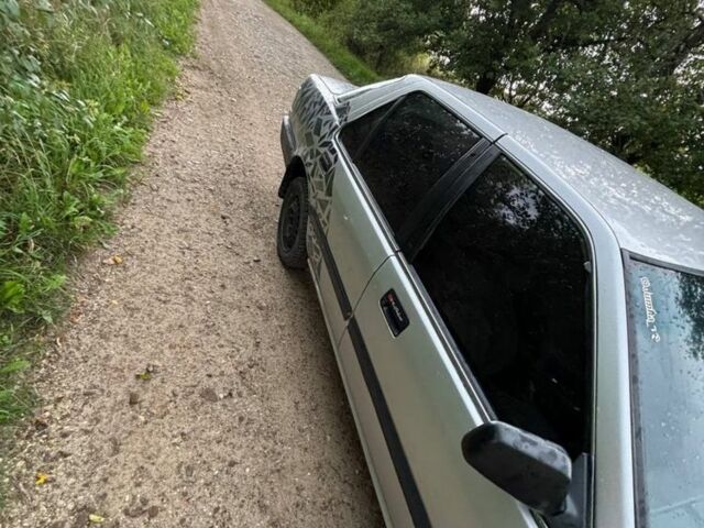 Серый Хонда Аккорд, объемом двигателя 2 л и пробегом 280 тыс. км за 1000 $, фото 4 на Automoto.ua