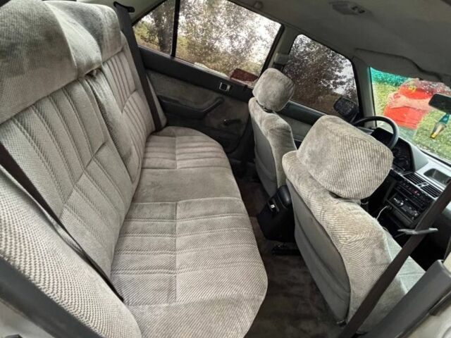 Серый Хонда Аккорд, объемом двигателя 2 л и пробегом 280 тыс. км за 1000 $, фото 7 на Automoto.ua