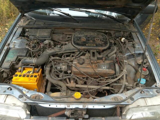 Серый Хонда Аккорд, объемом двигателя 2 л и пробегом 450 тыс. км за 600 $, фото 3 на Automoto.ua