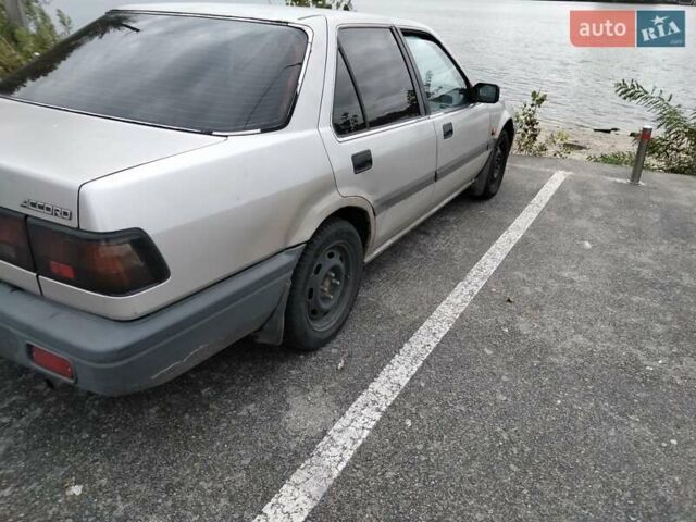 Сірий Хонда Аккорд, об'ємом двигуна 2 л та пробігом 500 тис. км за 1000 $, фото 4 на Automoto.ua