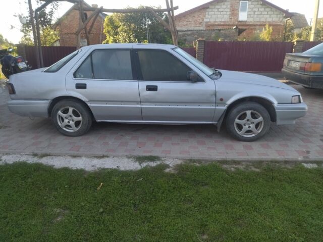 Серый Хонда Аккорд, объемом двигателя 2 л и пробегом 300 тыс. км за 599 $, фото 4 на Automoto.ua