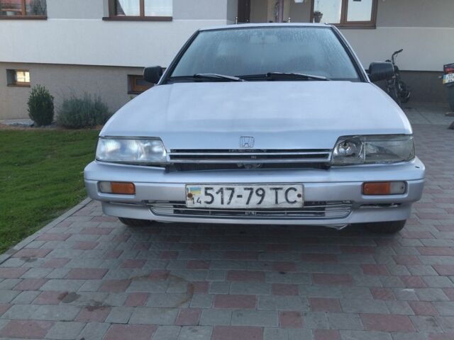 Серый Хонда Аккорд, объемом двигателя 2 л и пробегом 300 тыс. км за 599 $, фото 3 на Automoto.ua