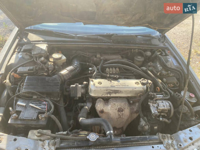 Сірий Хонда Аккорд, об'ємом двигуна 2 л та пробігом 350 тис. км за 900 $, фото 5 на Automoto.ua