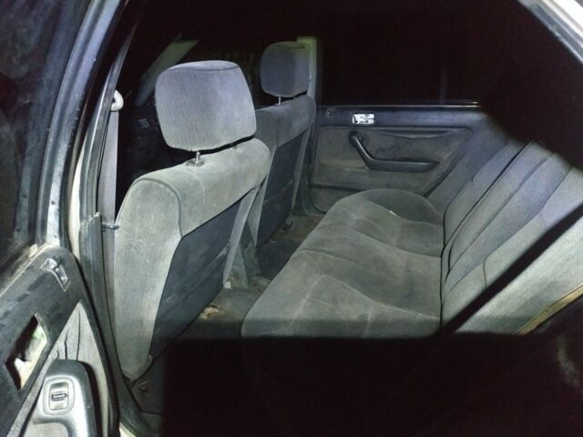 Серый Хонда Аккорд, объемом двигателя 2 л и пробегом 437 тыс. км за 605 $, фото 5 на Automoto.ua