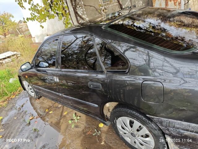 Серый Хонда Аккорд, объемом двигателя 2 л и пробегом 250 тыс. км за 2000 $, фото 3 на Automoto.ua