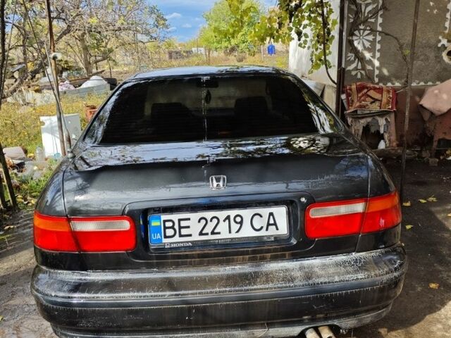 Серый Хонда Аккорд, объемом двигателя 2 л и пробегом 250 тыс. км за 2000 $, фото 1 на Automoto.ua