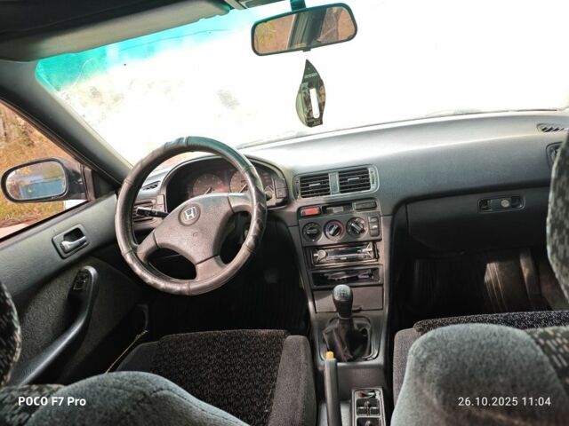 Серый Хонда Аккорд, объемом двигателя 2 л и пробегом 250 тыс. км за 2000 $, фото 6 на Automoto.ua