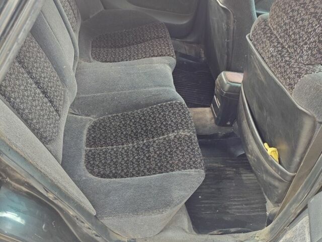 Серый Хонда Аккорд, объемом двигателя 2 л и пробегом 250 тыс. км за 2000 $, фото 7 на Automoto.ua