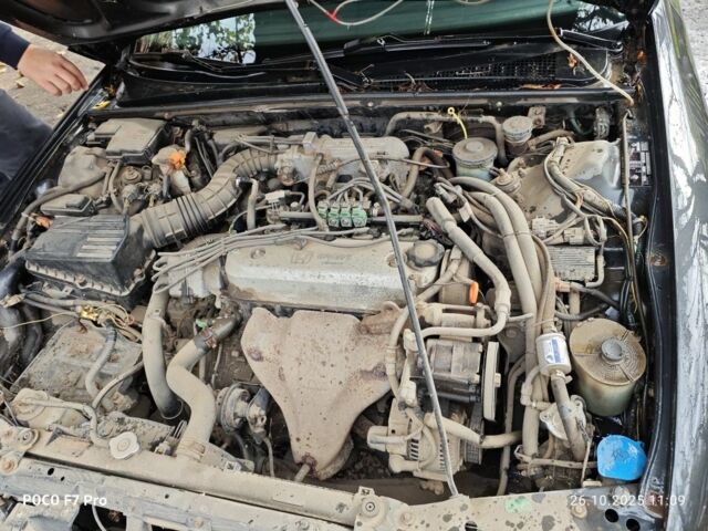 Серый Хонда Аккорд, объемом двигателя 2 л и пробегом 250 тыс. км за 2000 $, фото 9 на Automoto.ua