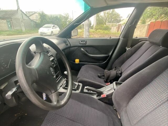 Сірий Хонда Аккорд, об'ємом двигуна 2 л та пробігом 197 тис. км за 1000 $, фото 5 на Automoto.ua