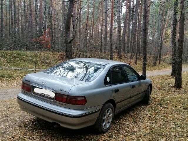 Сірий Хонда Аккорд, об'ємом двигуна 0 л та пробігом 335 тис. км за 2400 $, фото 1 на Automoto.ua