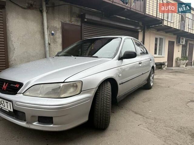 Серый Хонда Аккорд, объемом двигателя 1.9 л и пробегом 370 тыс. км за 2700 $, фото 1 на Automoto.ua