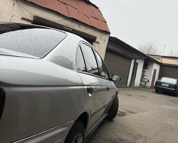 Серый Хонда Аккорд, объемом двигателя 1.9 л и пробегом 370 тыс. км за 2700 $, фото 4 на Automoto.ua