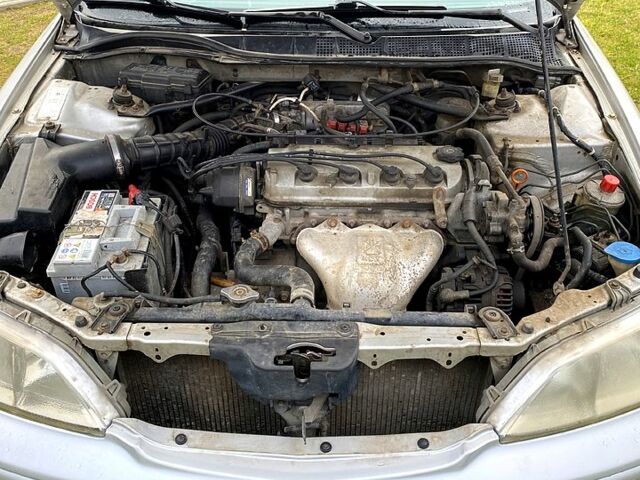 Сірий Хонда Аккорд, об'ємом двигуна 1.8 л та пробігом 363 тис. км за 2900 $, фото 12 на Automoto.ua