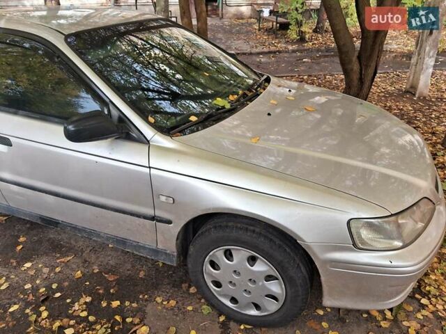 Сірий Хонда Аккорд, об'ємом двигуна 1.85 л та пробігом 327 тис. км за 2900 $, фото 4 на Automoto.ua