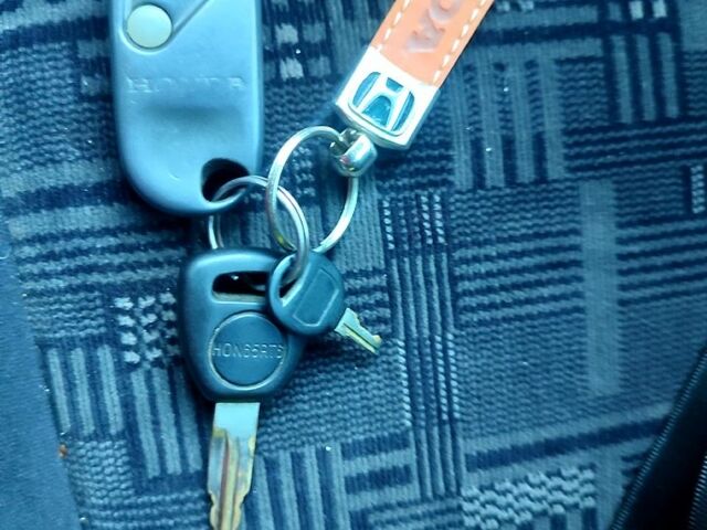 Серый Хонда Аккорд, объемом двигателя 1.9 л и пробегом 321 тыс. км за 3800 $, фото 10 на Automoto.ua