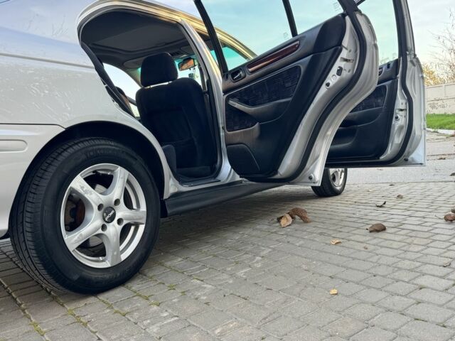 Сірий Хонда Аккорд, об'ємом двигуна 1.9 л та пробігом 235 тис. км за 4200 $, фото 6 на Automoto.ua