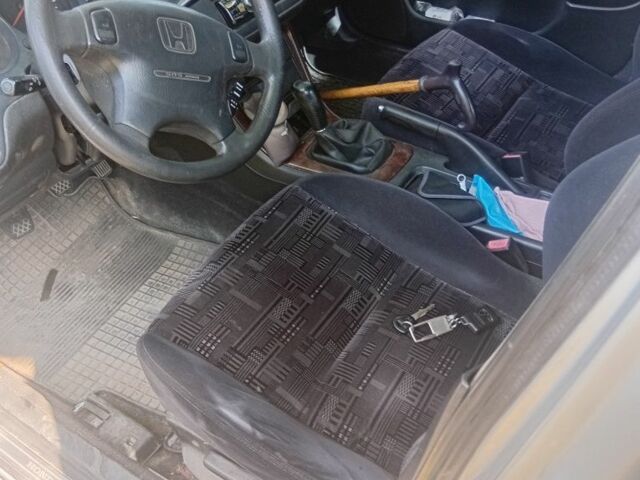 Сірий Хонда Аккорд, об'ємом двигуна 2 л та пробігом 340 тис. км за 2100 $, фото 1 на Automoto.ua