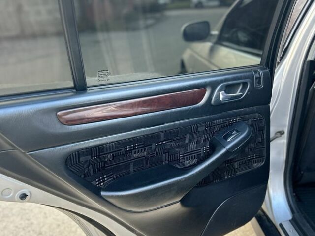 Серый Хонда Аккорд, объемом двигателя 2 л и пробегом 370 тыс. км за 3800 $, фото 12 на Automoto.ua