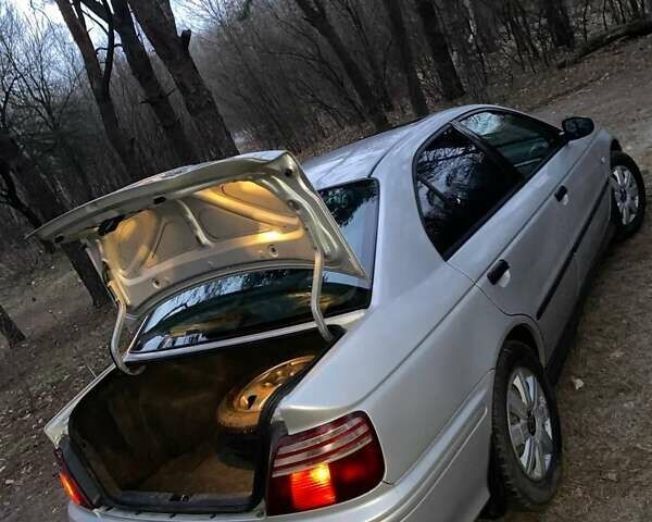 Серый Хонда Аккорд, объемом двигателя 1.85 л и пробегом 500 тыс. км за 3000 $, фото 10 на Automoto.ua