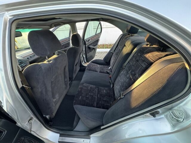 Сірий Хонда Аккорд, об'ємом двигуна 1.9 л та пробігом 235 тис. км за 4200 $, фото 14 на Automoto.ua