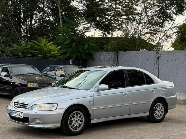 Серый Хонда Аккорд, объемом двигателя 2.3 л и пробегом 188 тыс. км за 3600 $, фото 2 на Automoto.ua