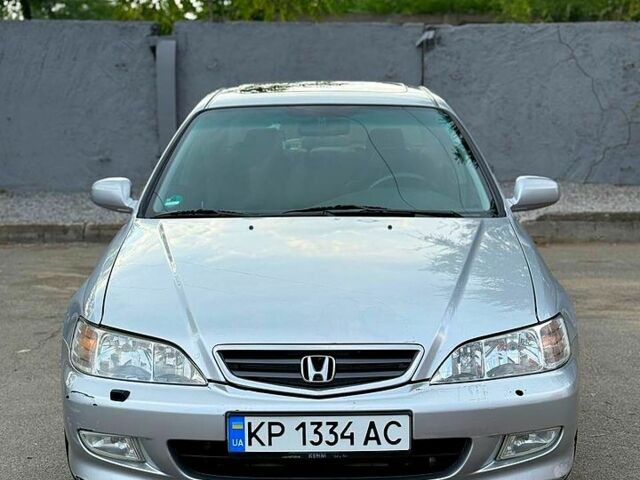 Серый Хонда Аккорд, объемом двигателя 2.3 л и пробегом 188 тыс. км за 3600 $, фото 3 на Automoto.ua