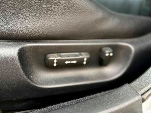 Серый Хонда Аккорд, объемом двигателя 2.3 л и пробегом 188 тыс. км за 3600 $, фото 7 на Automoto.ua