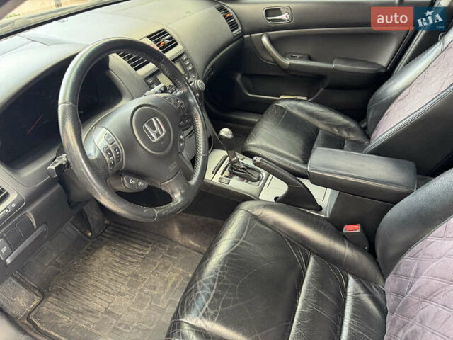 Сірий Хонда Аккорд, об'ємом двигуна 2 л та пробігом 130 тис. км за 7800 $, фото 4 на Automoto.ua