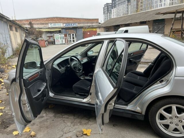 Серый Хонда Аккорд, объемом двигателя 2.3 л и пробегом 276 тыс. км за 2000 $, фото 4 на Automoto.ua