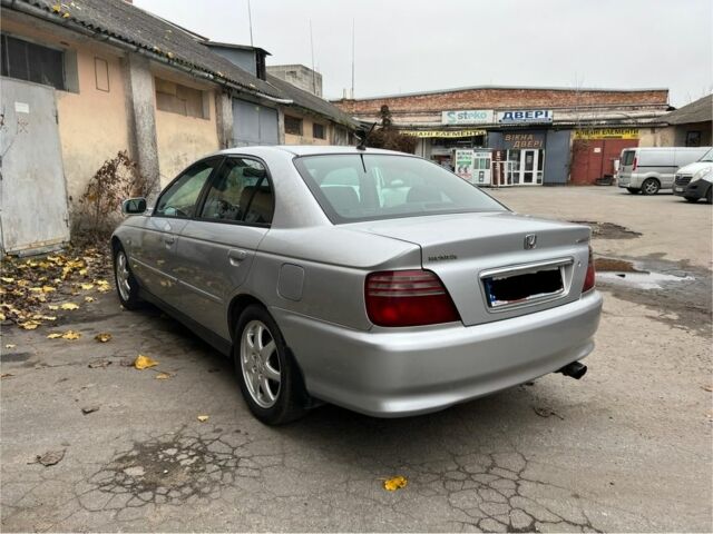 Серый Хонда Аккорд, объемом двигателя 2.3 л и пробегом 276 тыс. км за 2000 $, фото 2 на Automoto.ua