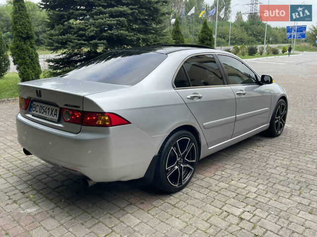 Сірий Хонда Аккорд, об'ємом двигуна 2.4 л та пробігом 246 тис. км за 5470 $, фото 36 на Automoto.ua