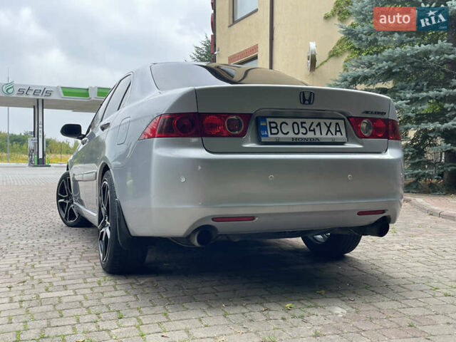 Сірий Хонда Аккорд, об'ємом двигуна 2.4 л та пробігом 246 тис. км за 5470 $, фото 26 на Automoto.ua