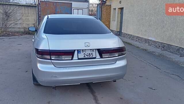 Сірий Хонда Аккорд, об'ємом двигуна 3 л та пробігом 225 тис. км за 4800 $, фото 2 на Automoto.ua