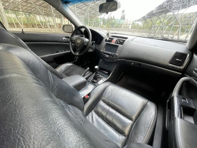 Серый Хонда Аккорд, объемом двигателя 2.4 л и пробегом 245 тыс. км за 5490 $, фото 9 на Automoto.ua