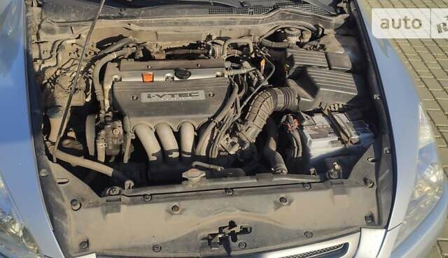 Серый Хонда Аккорд, объемом двигателя 2.35 л и пробегом 376 тыс. км за 6200 $, фото 16 на Automoto.ua