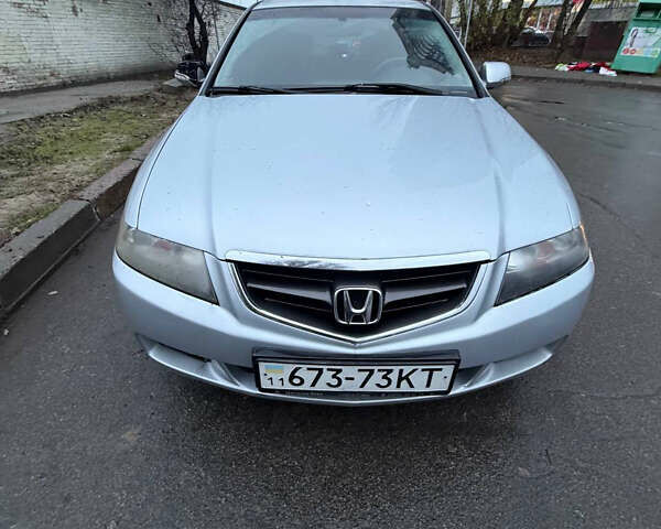 Серый Хонда Аккорд, объемом двигателя 2 л и пробегом 183 тыс. км за 4800 $, фото 1 на Automoto.ua