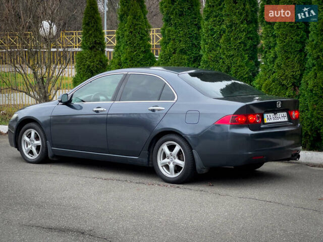 Серый Хонда Аккорд, объемом двигателя 2 л и пробегом 222 тыс. км за 6200 $, фото 5 на Automoto.ua