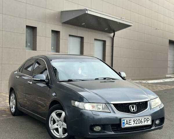 Серый Хонда Аккорд, объемом двигателя 2 л и пробегом 246 тыс. км за 6650 $, фото 2 на Automoto.ua