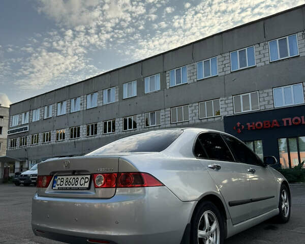 Серый Хонда Аккорд, объемом двигателя 2 л и пробегом 337 тыс. км за 7000 $, фото 3 на Automoto.ua