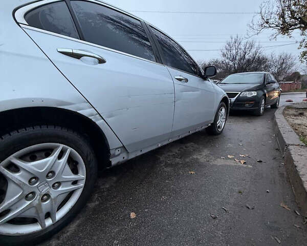 Серый Хонда Аккорд, объемом двигателя 2 л и пробегом 183 тыс. км за 4800 $, фото 6 на Automoto.ua