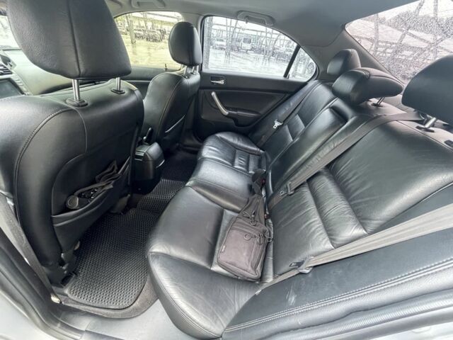 Серый Хонда Аккорд, объемом двигателя 2.4 л и пробегом 245 тыс. км за 5490 $, фото 12 на Automoto.ua